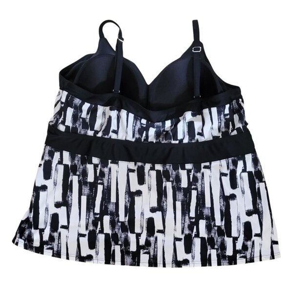 Aquabelle Swimsuits for All Plus Size Tankini Top with Mesh Inset Size 24 - Picture 6 of 10